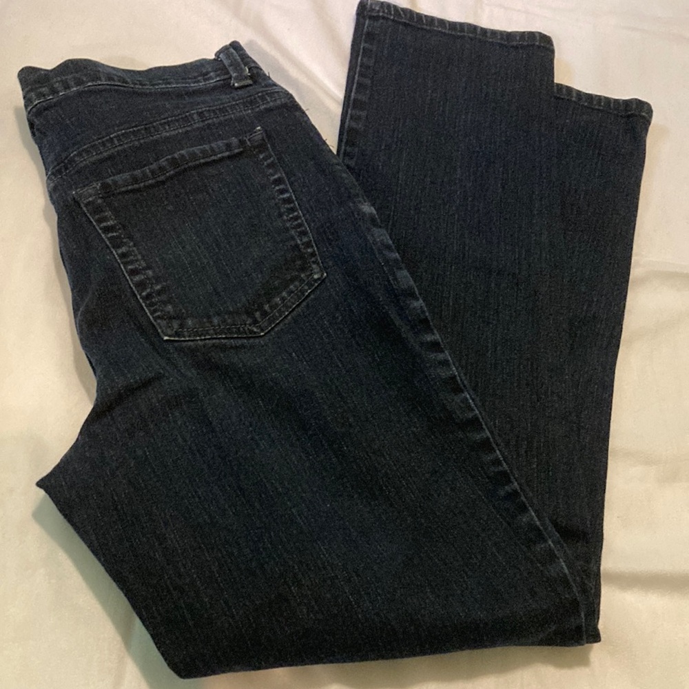 Gloria Vanderbilt darkwash jeans size 8